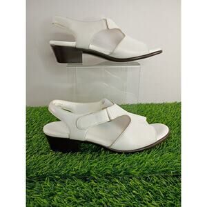 SAS Suntimer Womens White Sandal Size 8W New